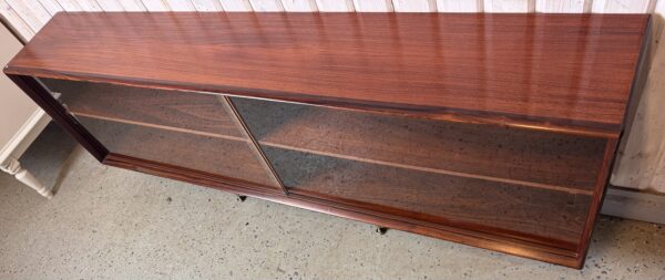 Sideboard/vitrinskåp - Bild 2