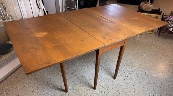 Slagbord betsad furu. 1800tal